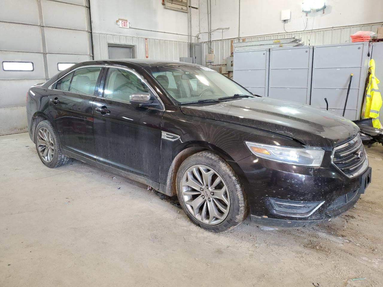 Lot #2503207760 2013 FORD TAURUS LIM