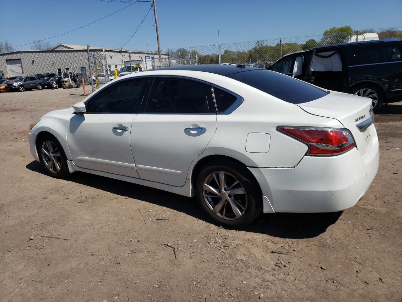 1N4AL3AP7FN360621 2015 Nissan Altima 2.5