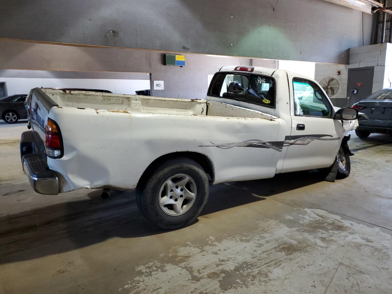 5TBJN3219YS076959 2000 Toyota Tundra