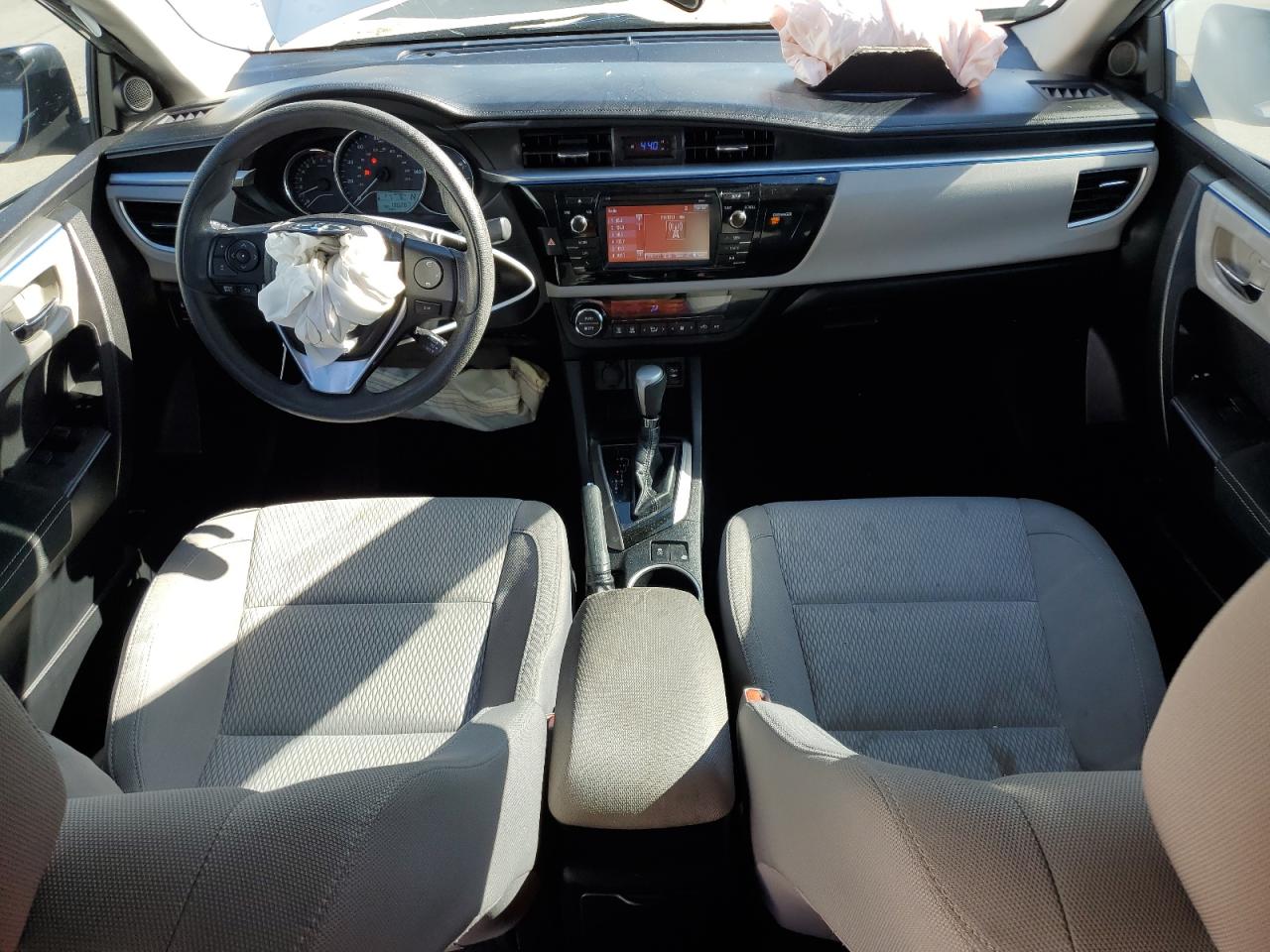 2T1BURHE3FC270484 2015 Toyota Corolla L