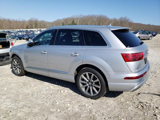 VIN WA1LAAF75JD048957 2018 Audi Q7, Premium Plus no.2