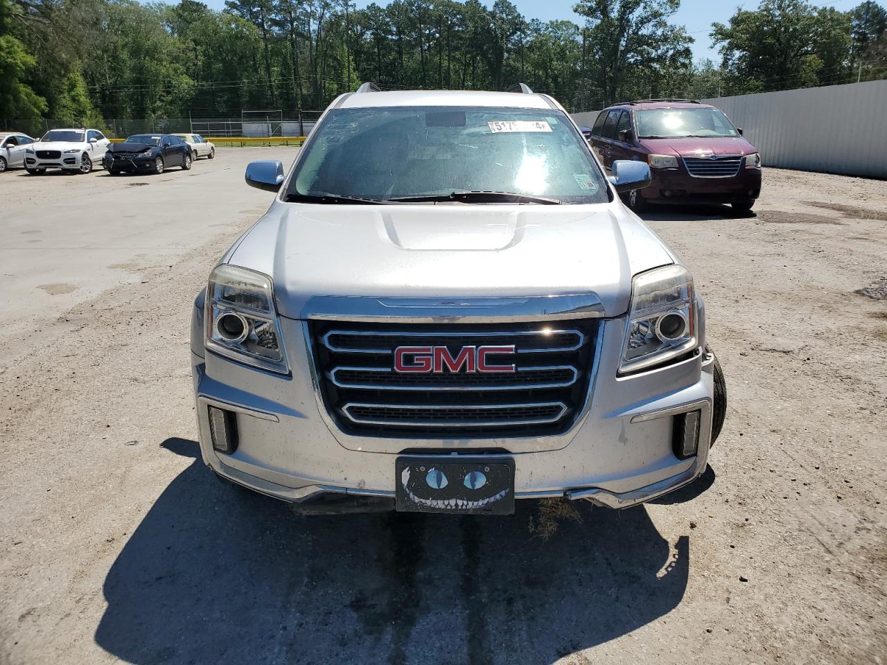 2GKFLPE38H6209295 2017 GMC Terrain Slt