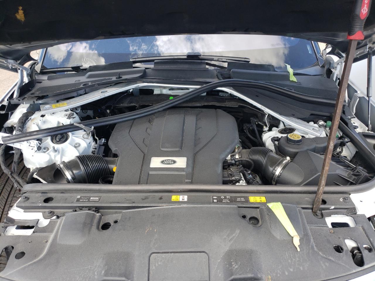 SALKPBE70NA002492 2022 Land Rover New Range Rover P530 Se