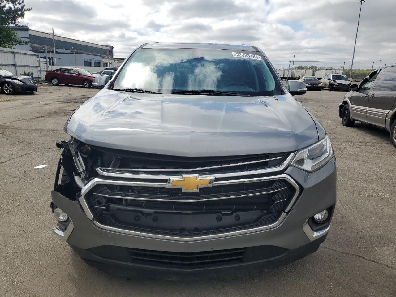 1GNEVHKW5JJ213827 2018 Chevrolet Traverse Lt