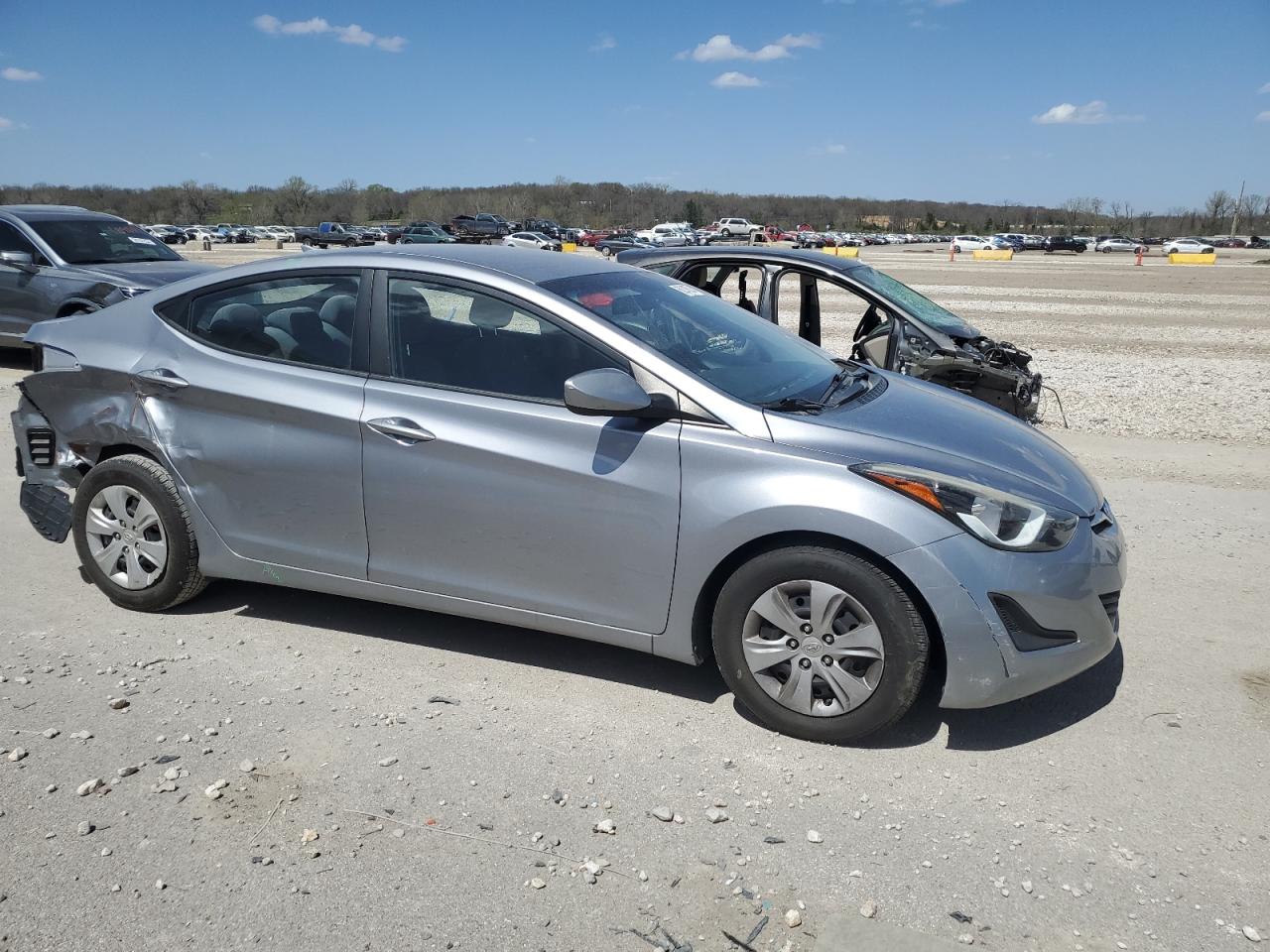 2016 Hyundai Elantra Se vin: 5NPDH4AEXGH676688