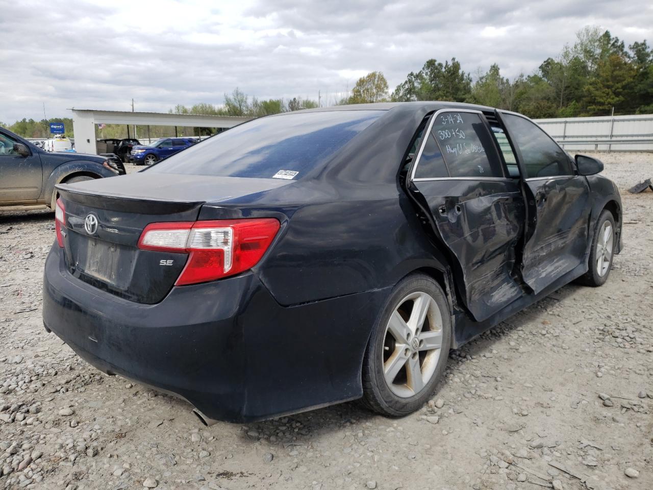 4T1BF1FK4CU606092 2012 Toyota Camry Base