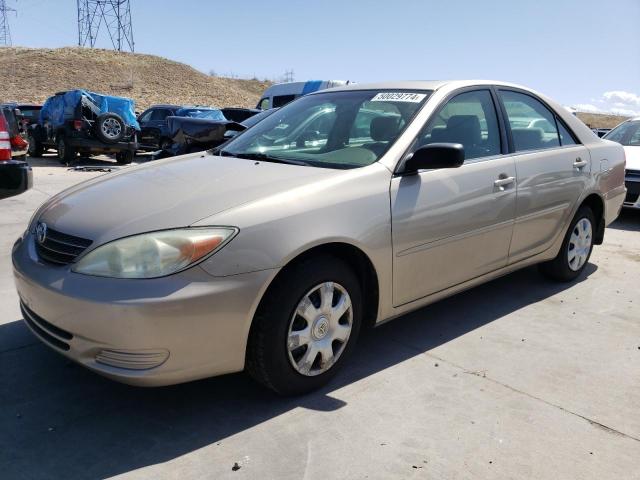 Lot #2462216626 2004 TOYOTA CAMRY LE salvage car