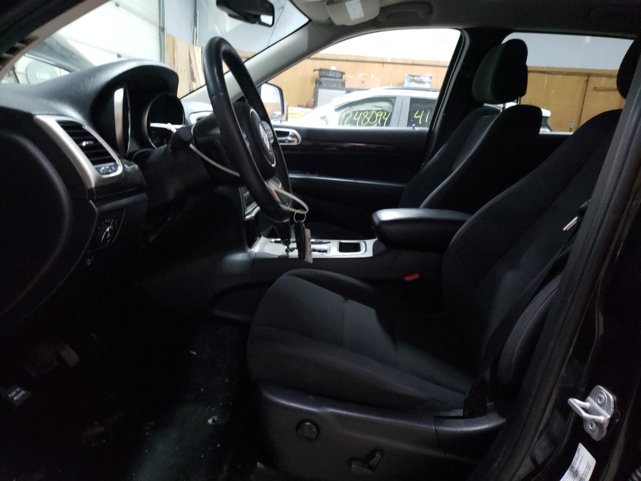 1C4RJFAG2DC641223 2013 Jeep Grand Cherokee Laredo