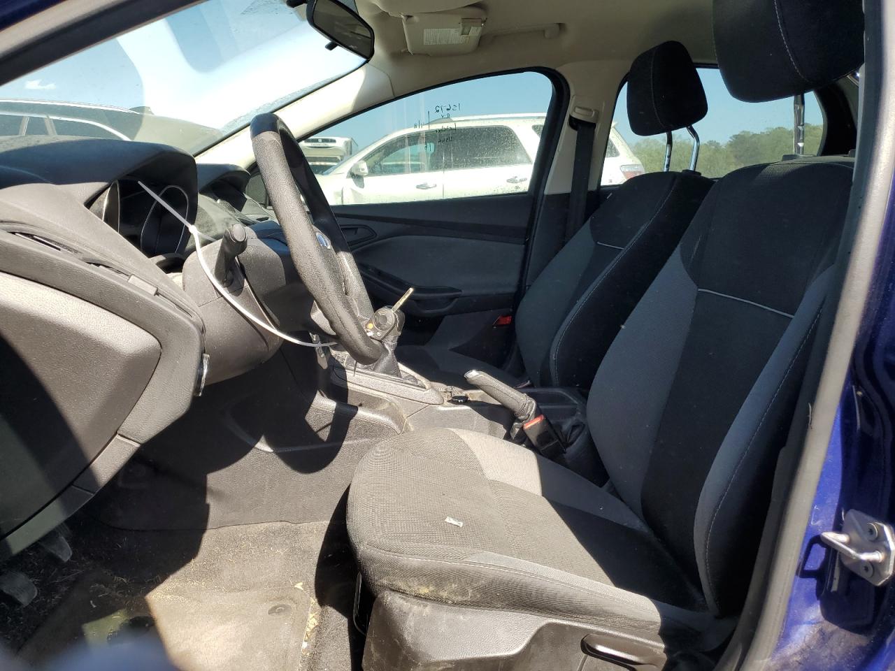 1FAHP3E27CL360692 2012 Ford Focus S