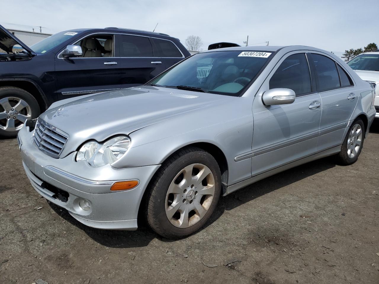 WDBRF84JX5F574230 2005 Mercedes-Benz C 320 4Matic