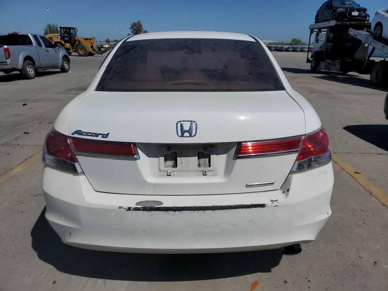 1HGCP2F65BA058717 2011 Honda Accord Se