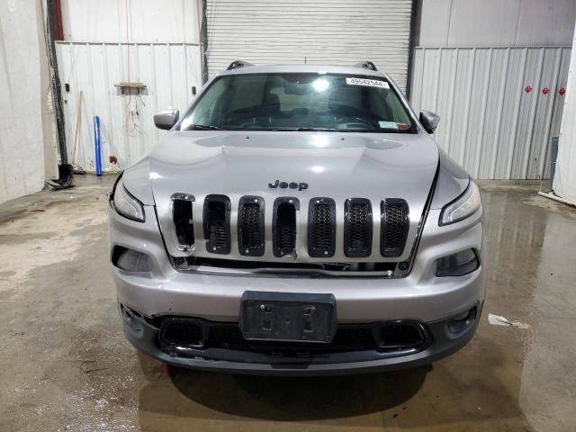 2015 Jeep Cherokee Latitude VIN: 1C4PJMCS0FW774349 Lot: 49542544