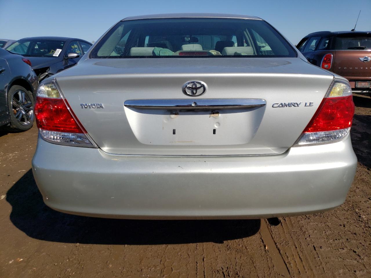 4T1BE32K45U063995 2005 Toyota Camry Le