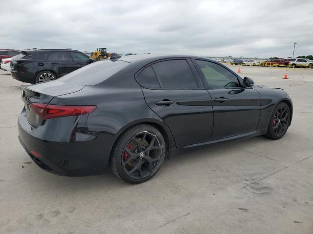 VIN ZARFAMAN2K7622737 2019 Alfa Romeo Giulia no.3