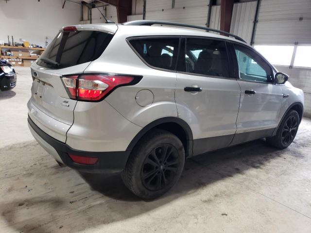 1FMCU9G93JUC41535 2018 Ford Escape Se