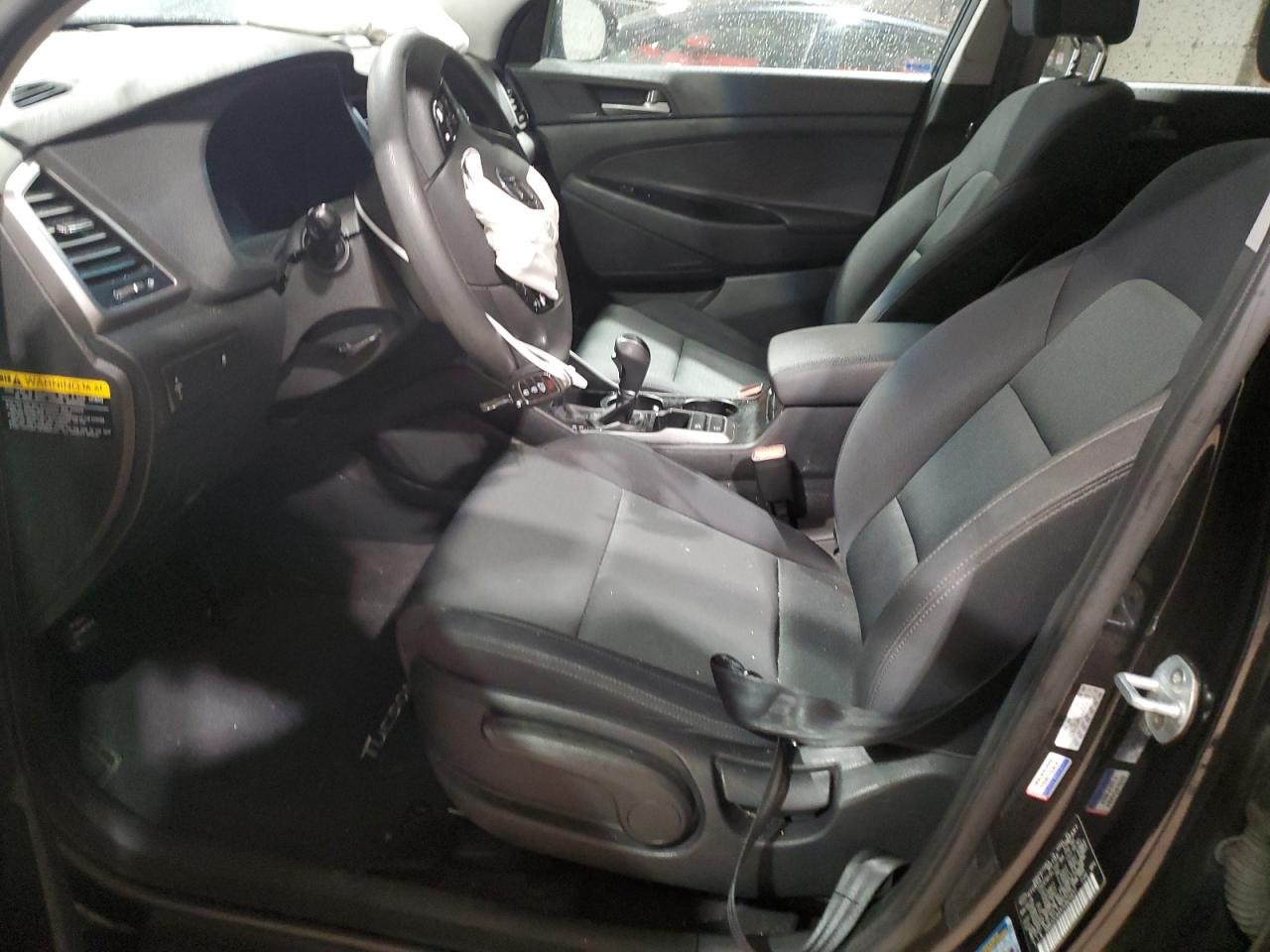 KM8J2CA4XJU825437 2018 Hyundai Tucson Se