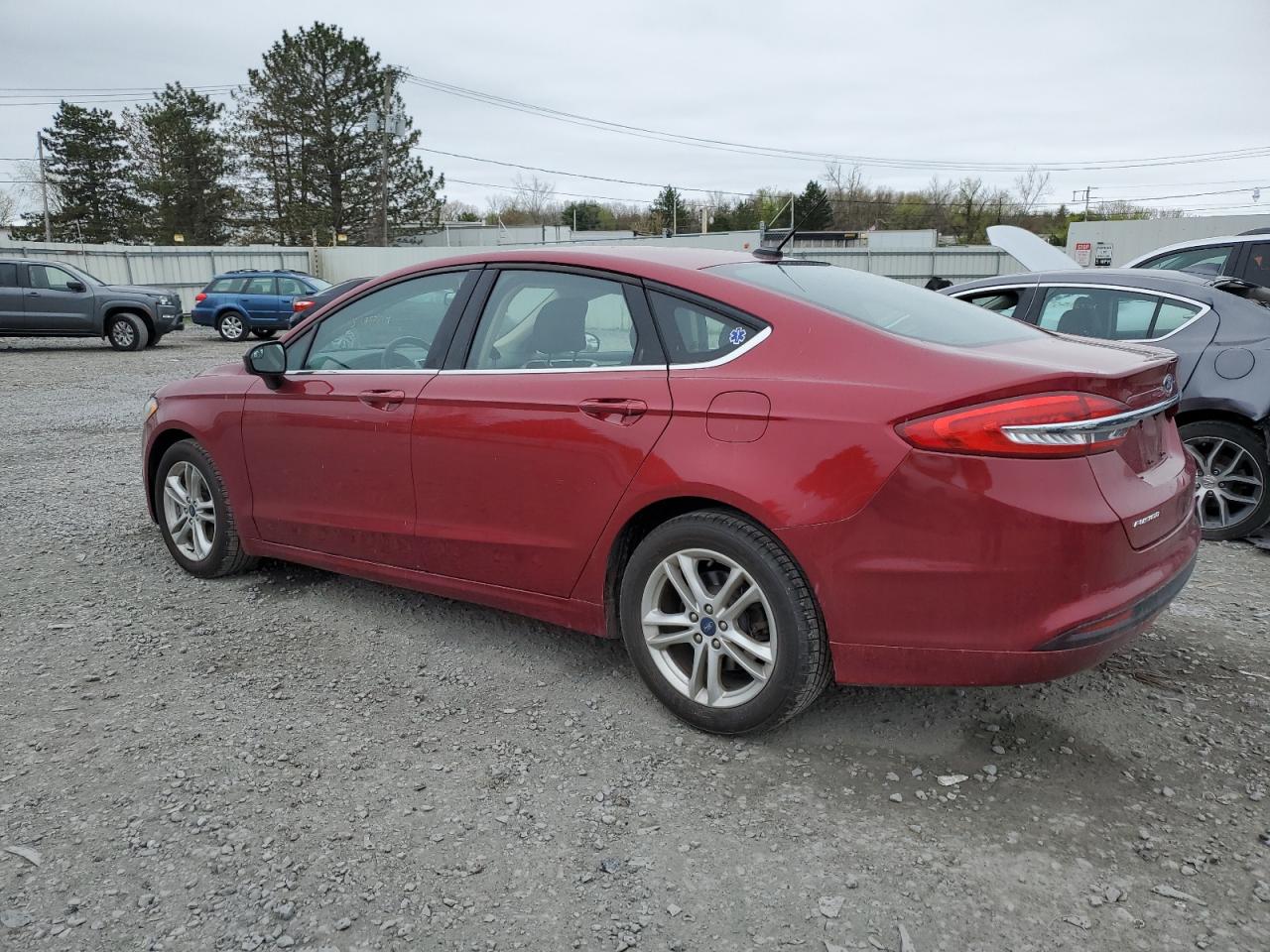 3FA6P0HD3JR264463 2018 Ford Fusion Se