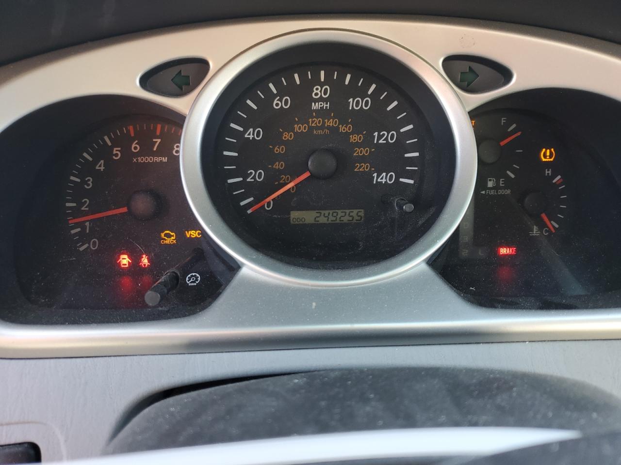 JTEEP21A940030023 2004 Toyota Highlander