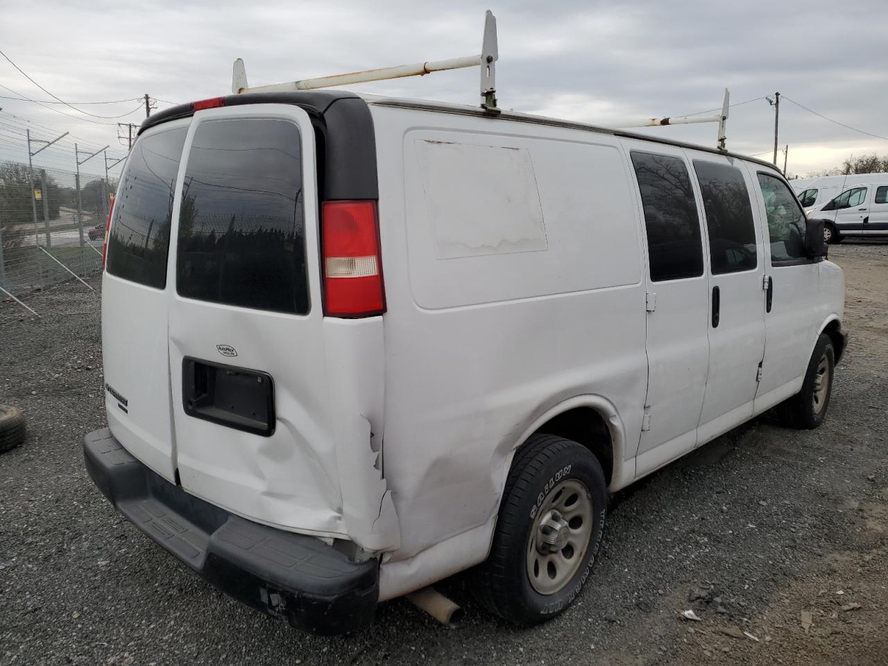 1GCSGAFX0D1113400 2013 Chevrolet Express G1500