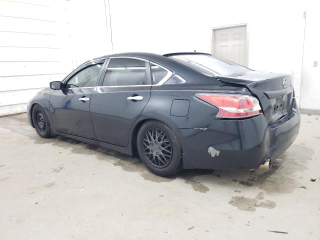 2015 Nissan Altima - Image 2