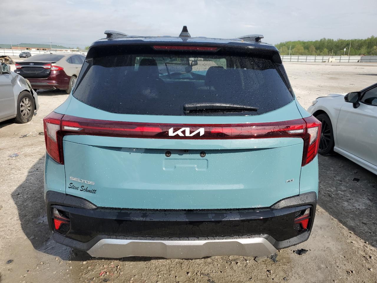 KNDEUCAA2R7600641 2024 Kia Seltos S