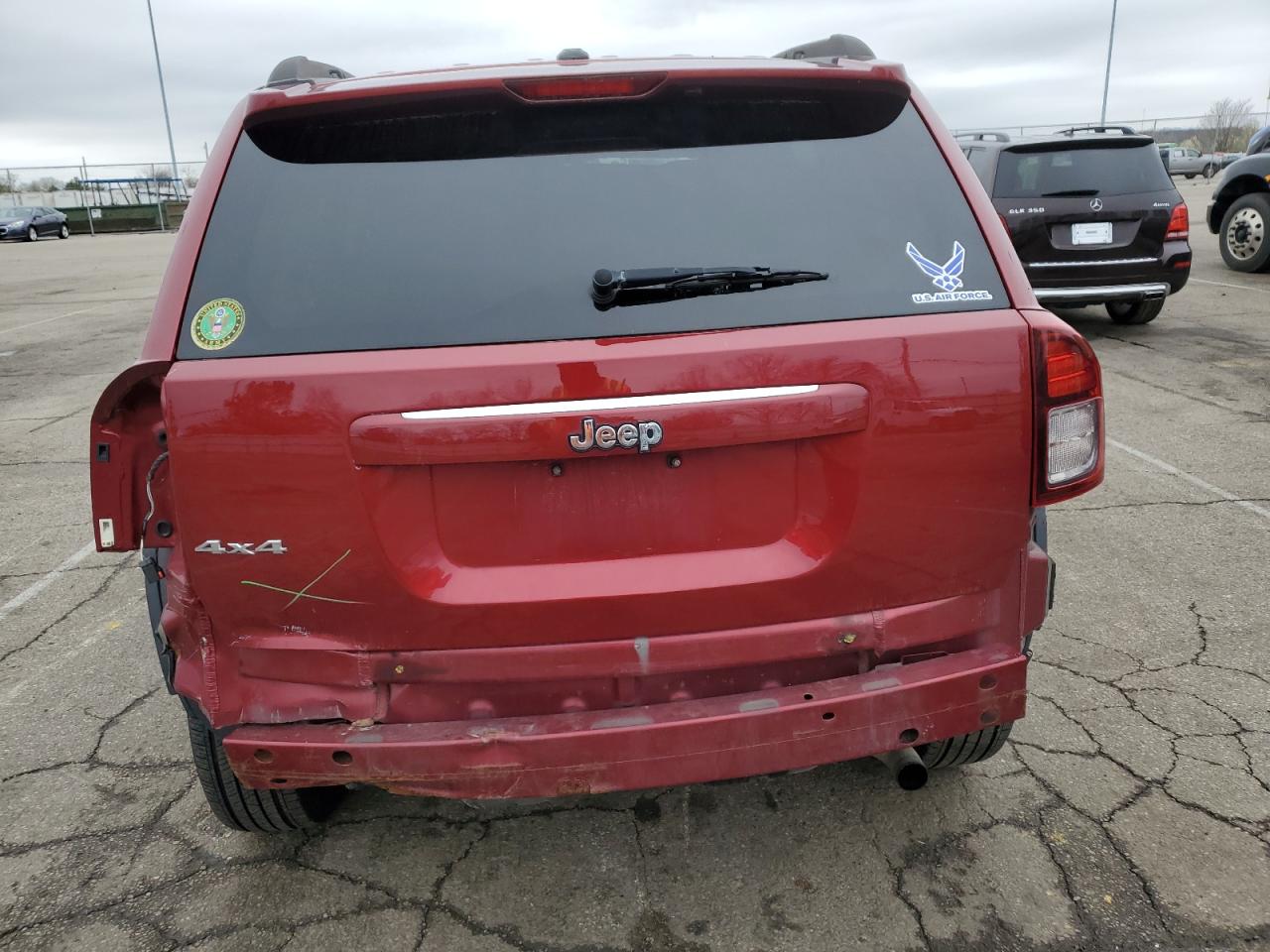 1C4NJDBB8GD663067 2016 Jeep Compass Sport