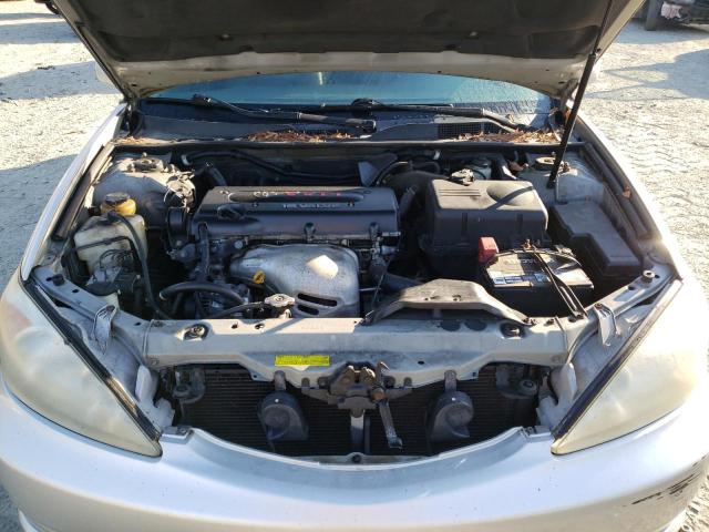 2003 Toyota Camry Le VIN: 4T1BE30K13U714547 Lot: 51248724