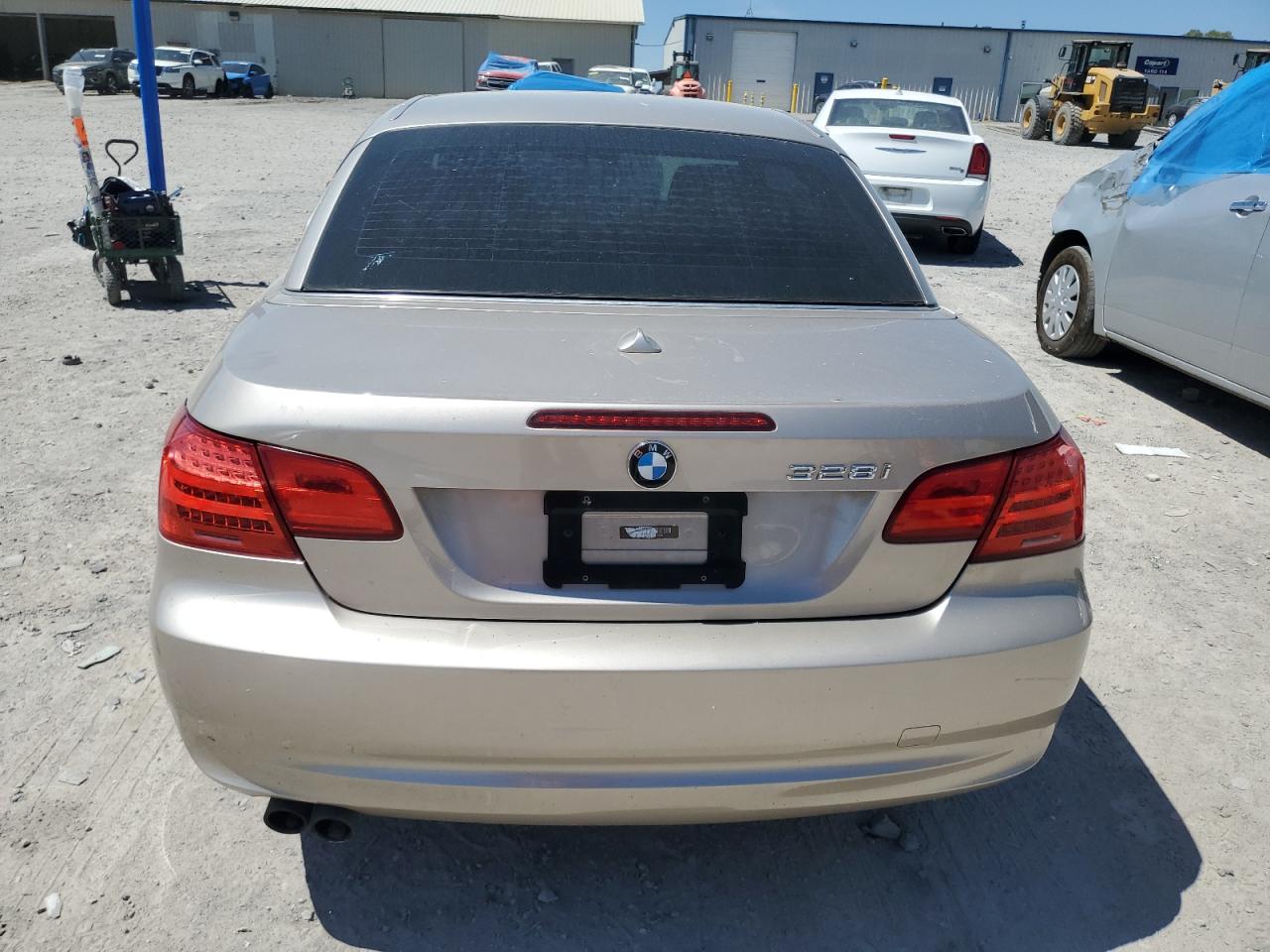 WBADW3C5XCE822589 2012 BMW 328 I