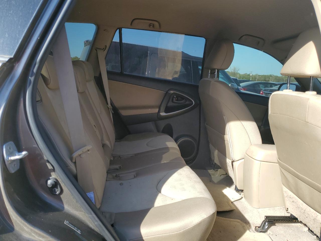 JTMBF33VX9D014087 2009 Toyota Rav4