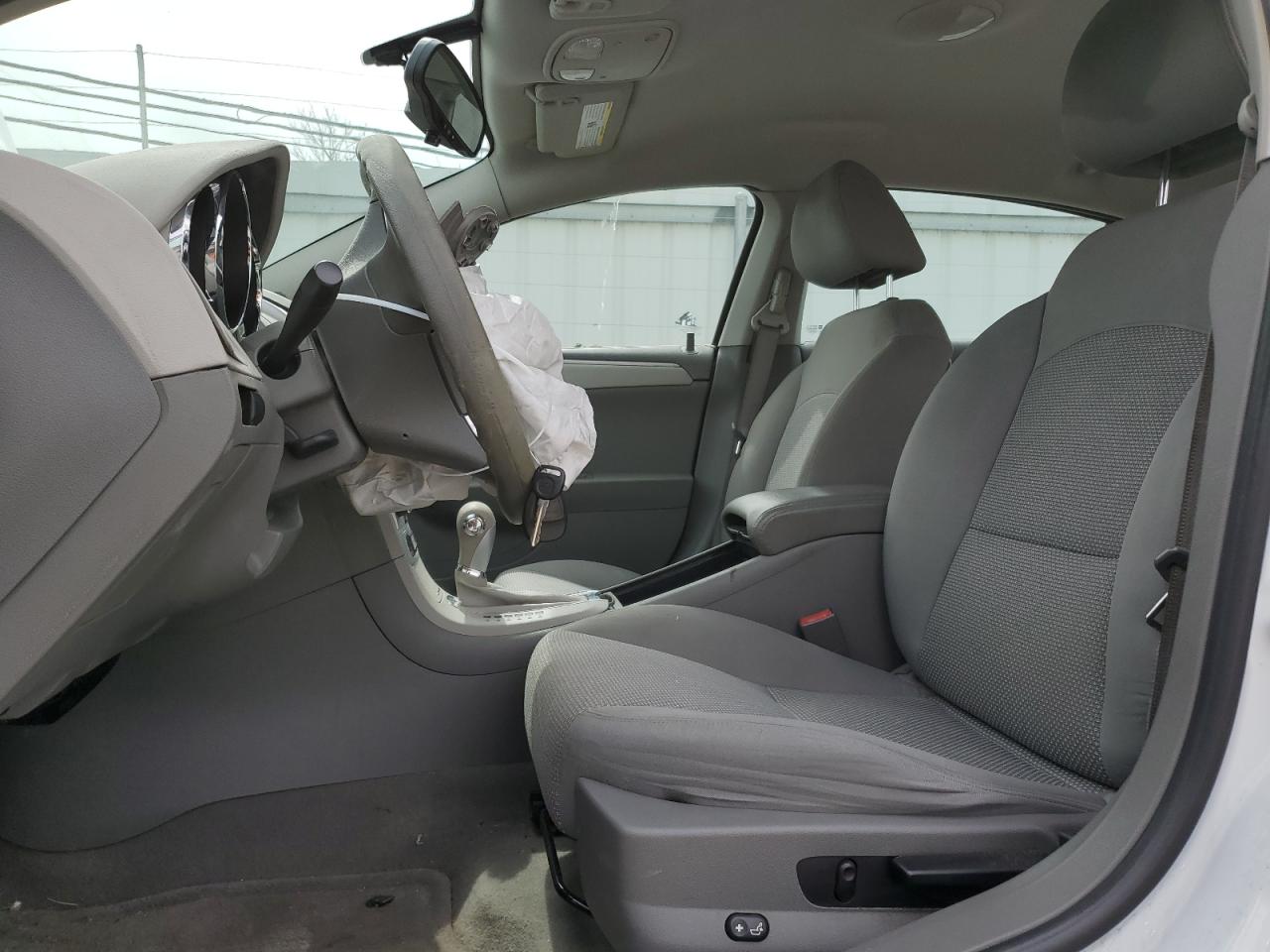 1G1ZB5EB3AF270758 2010 Chevrolet Malibu Ls