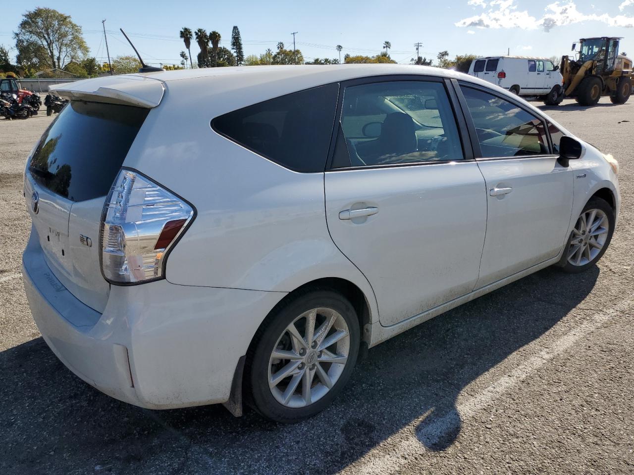 JTDZN3EU1C3164561 2012 Toyota Prius V