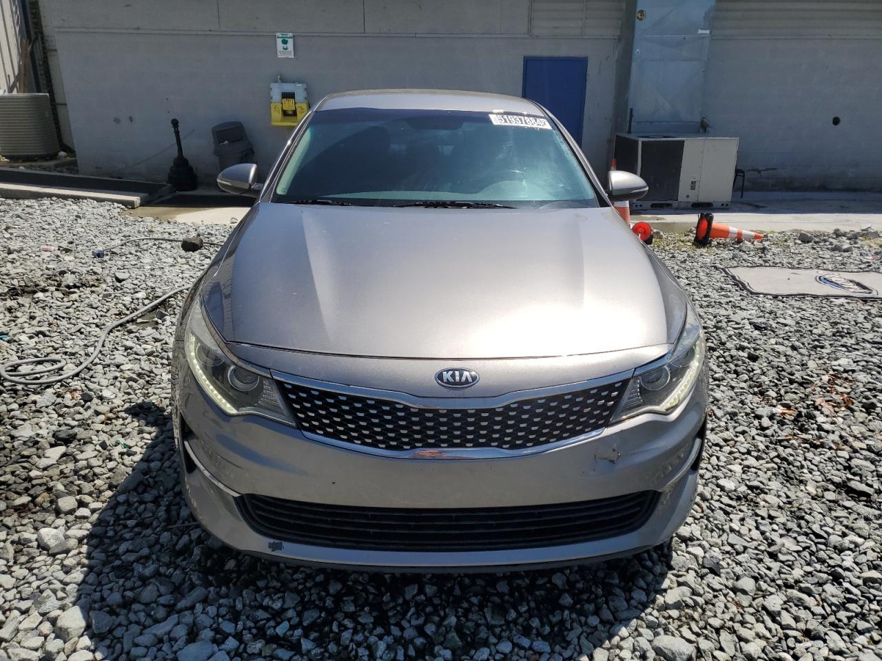 5XXGU4L35GG105013 2016 Kia Optima Ex