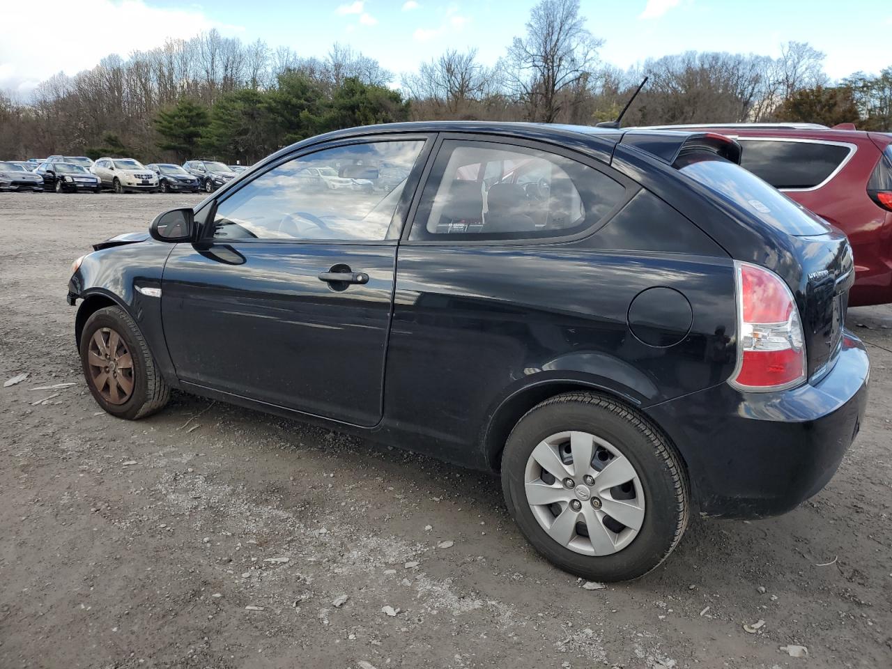 KMHCM36C69U122318 2009 Hyundai Accent Gs