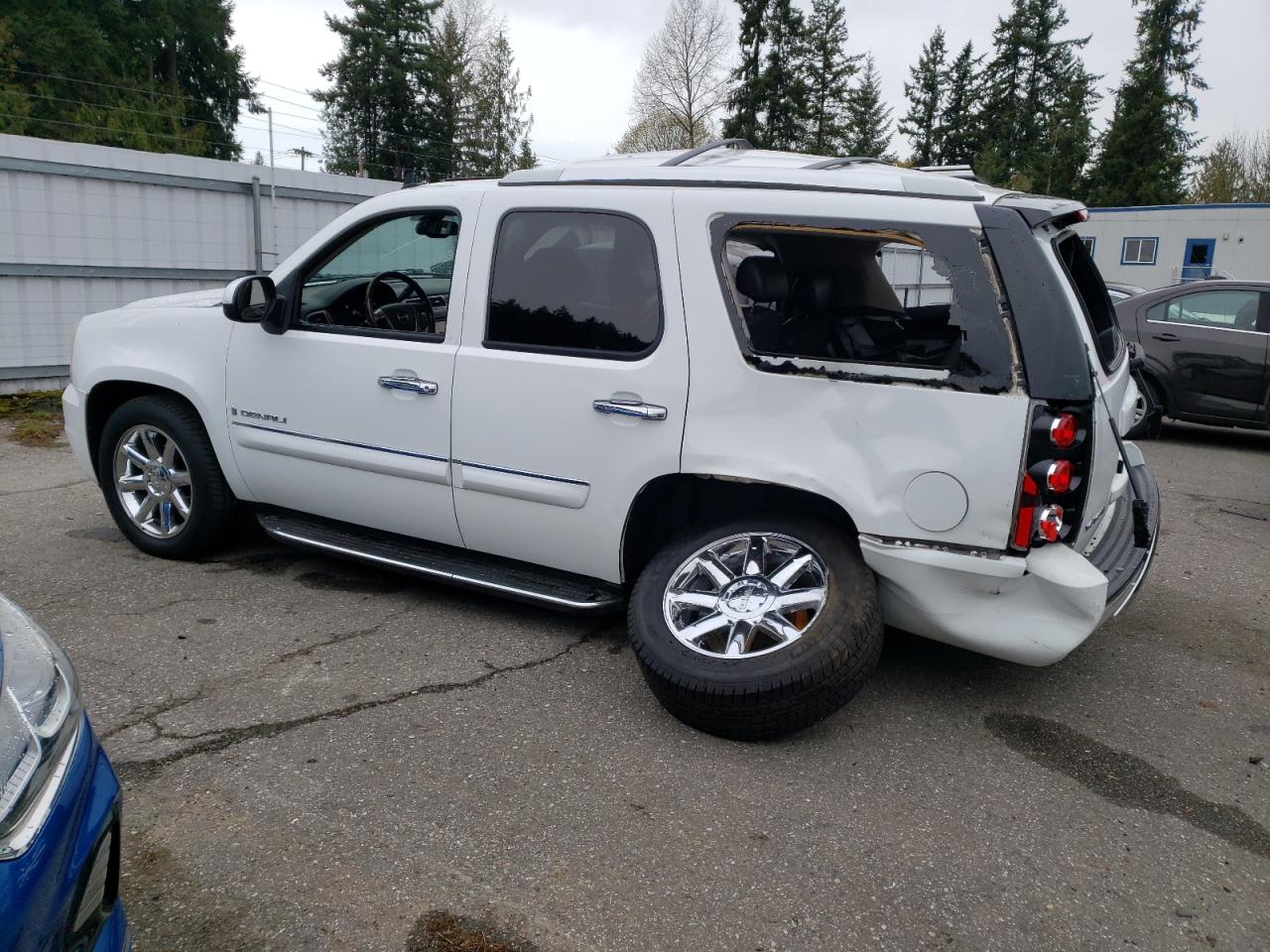 1GKFK63817J334300 2007 GMC Yukon Denali