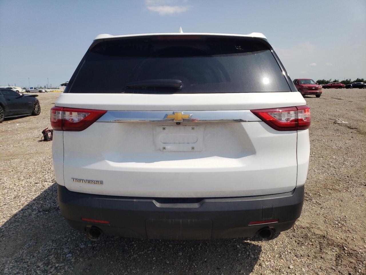 1GNERFKW6KJ109423 2019 Chevrolet Traverse Ls