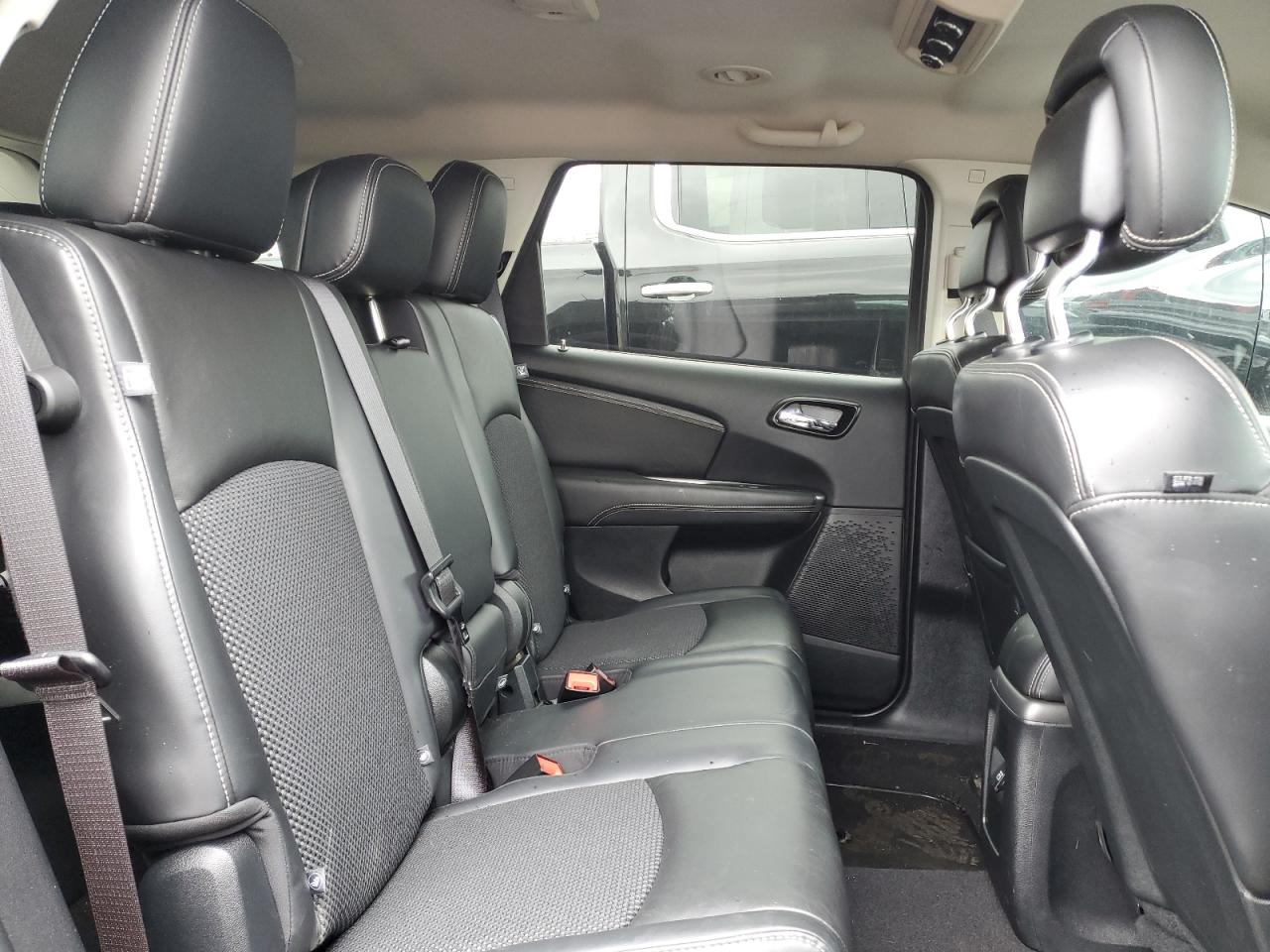 3C4PDCGB2HT582838 2017 Dodge Journey Crossroad