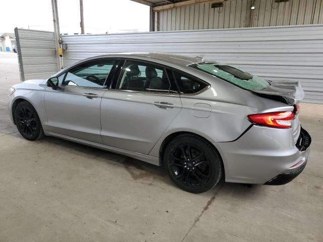 3FA6P0HDXLR184015 Ford Fusion SE 2