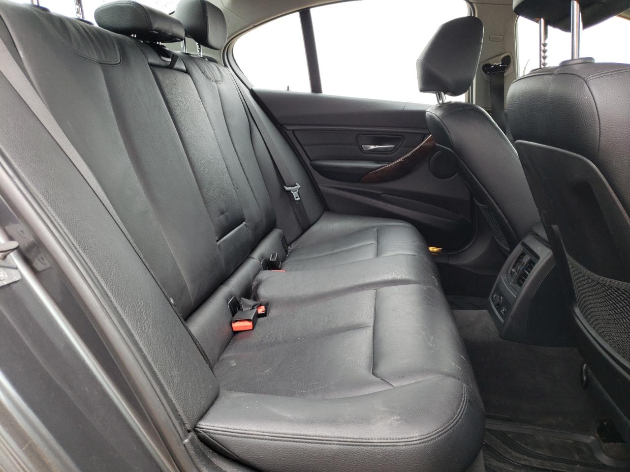 WBA3B3C58DF540275 2013 BMW 328 Xi