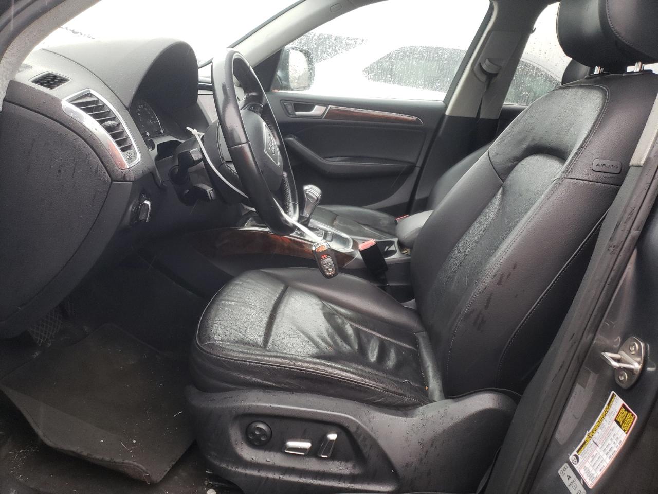 WA1CFAFP1DA042628 2013 Audi Q5 Premium