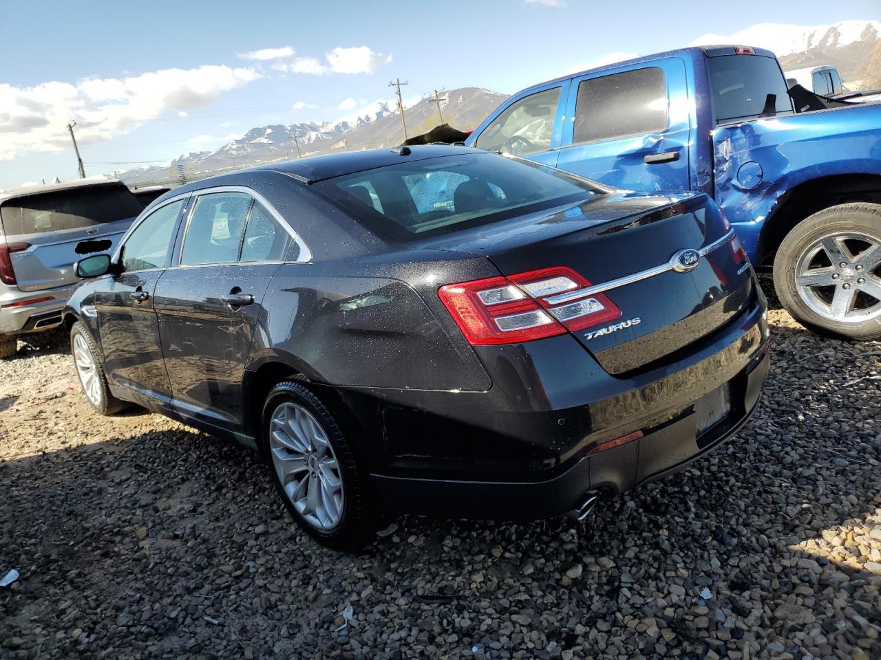 2019 Ford Taurus Limited vin: 1FAHP2F87KG108977