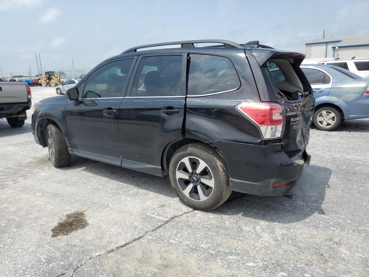 JF2SJARC6JH474287 2018 Subaru Forester 2.5I Limited