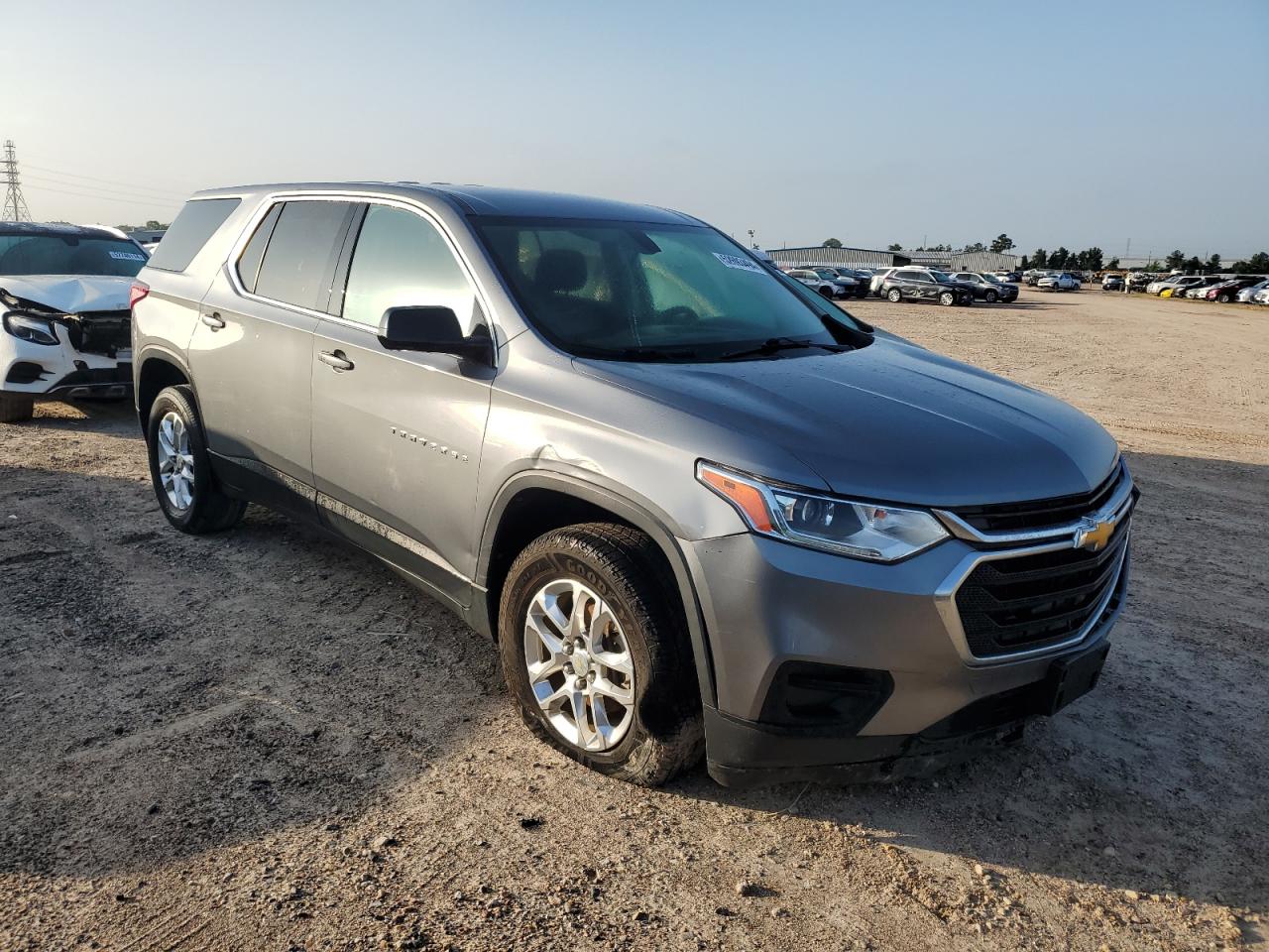 1GNERFKW3KJ265421 2019 Chevrolet Traverse Ls