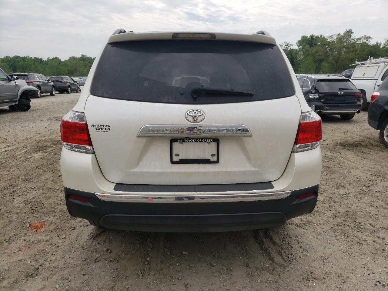 5TDZA3EH6CS027208 2012 Toyota Highlander Base