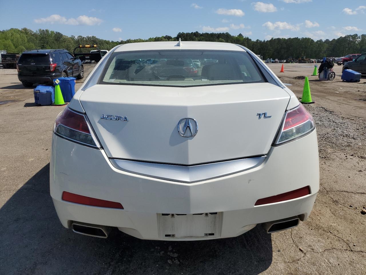 19UUA8F26AA003889 2010 Acura Tl