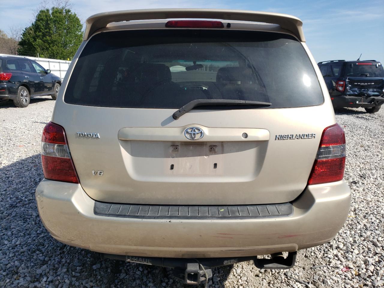 JTEDP21A240035978 2004 Toyota Highlander Base