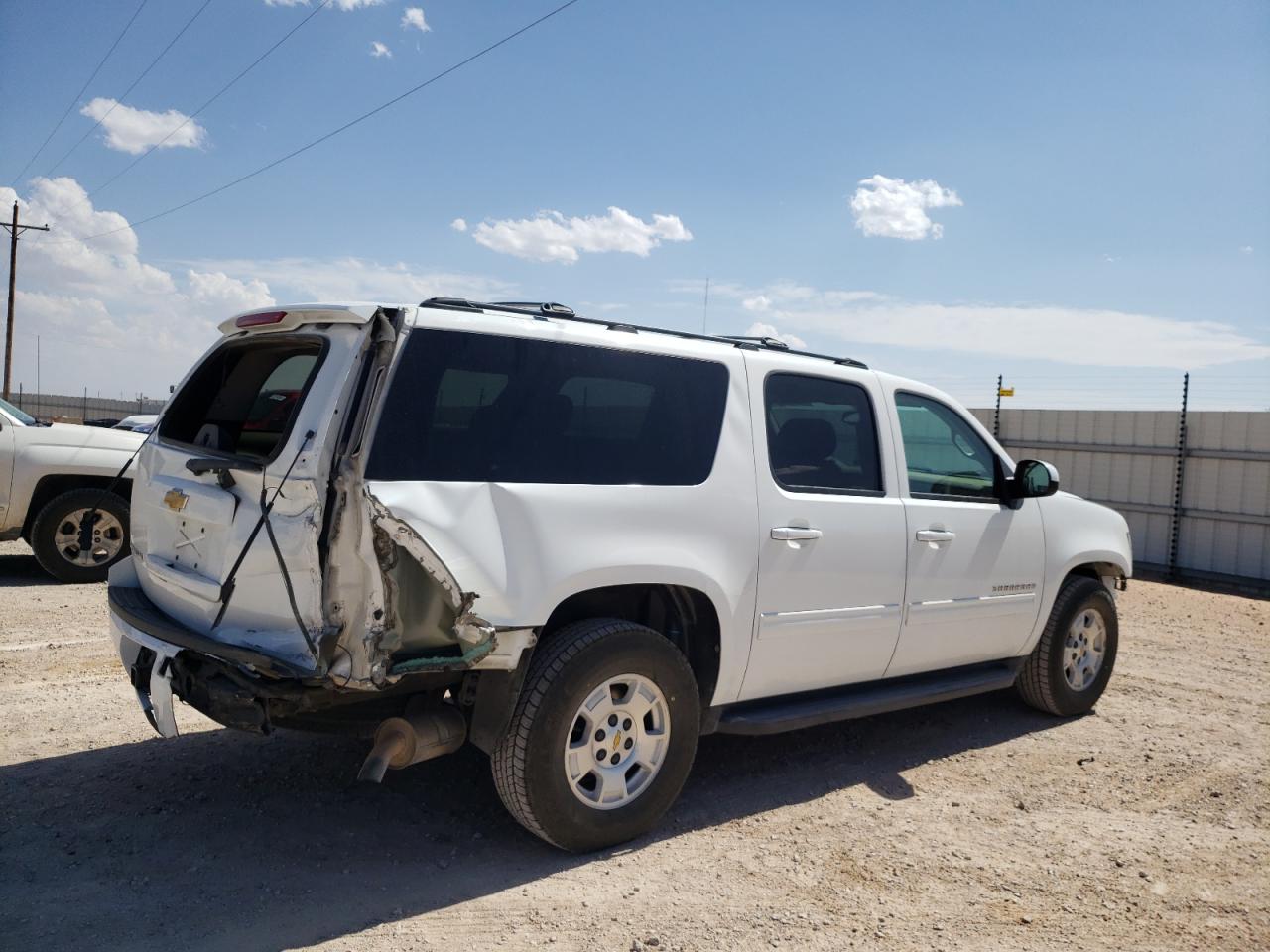 1GNSCHE06DR269734 2013 Chevrolet Suburban C1500 Ls