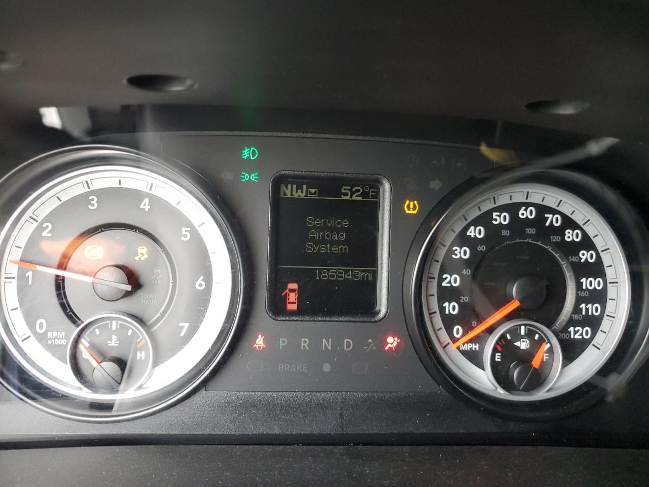 1C6RR7GT7FS524384 2015 Ram 1500 Slt