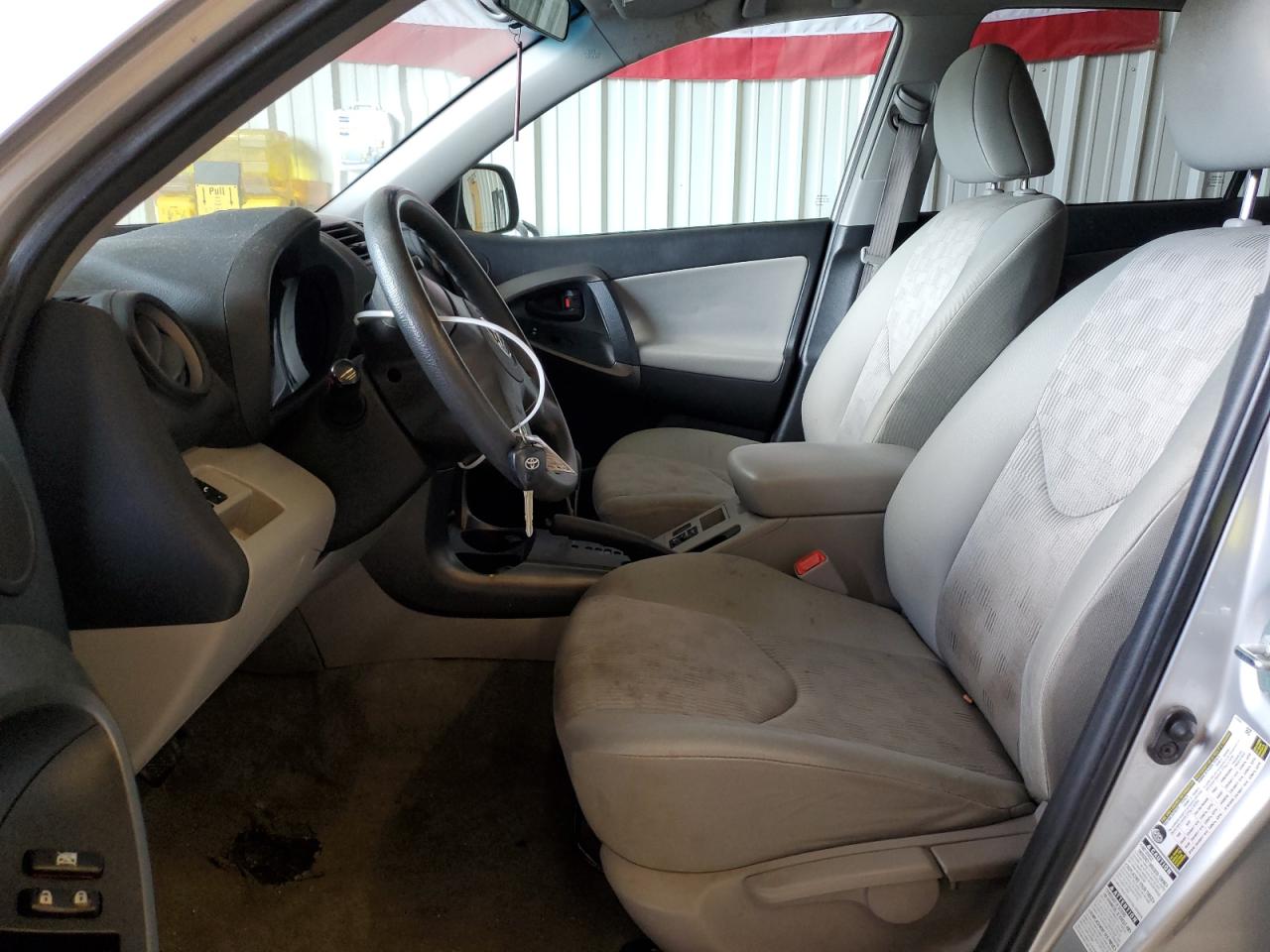 2T3BF4DVXAW060742 2010 Toyota Rav4