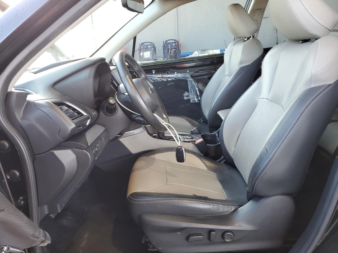 JF2SKAUC1KH458844 2019 Subaru Forester Limited