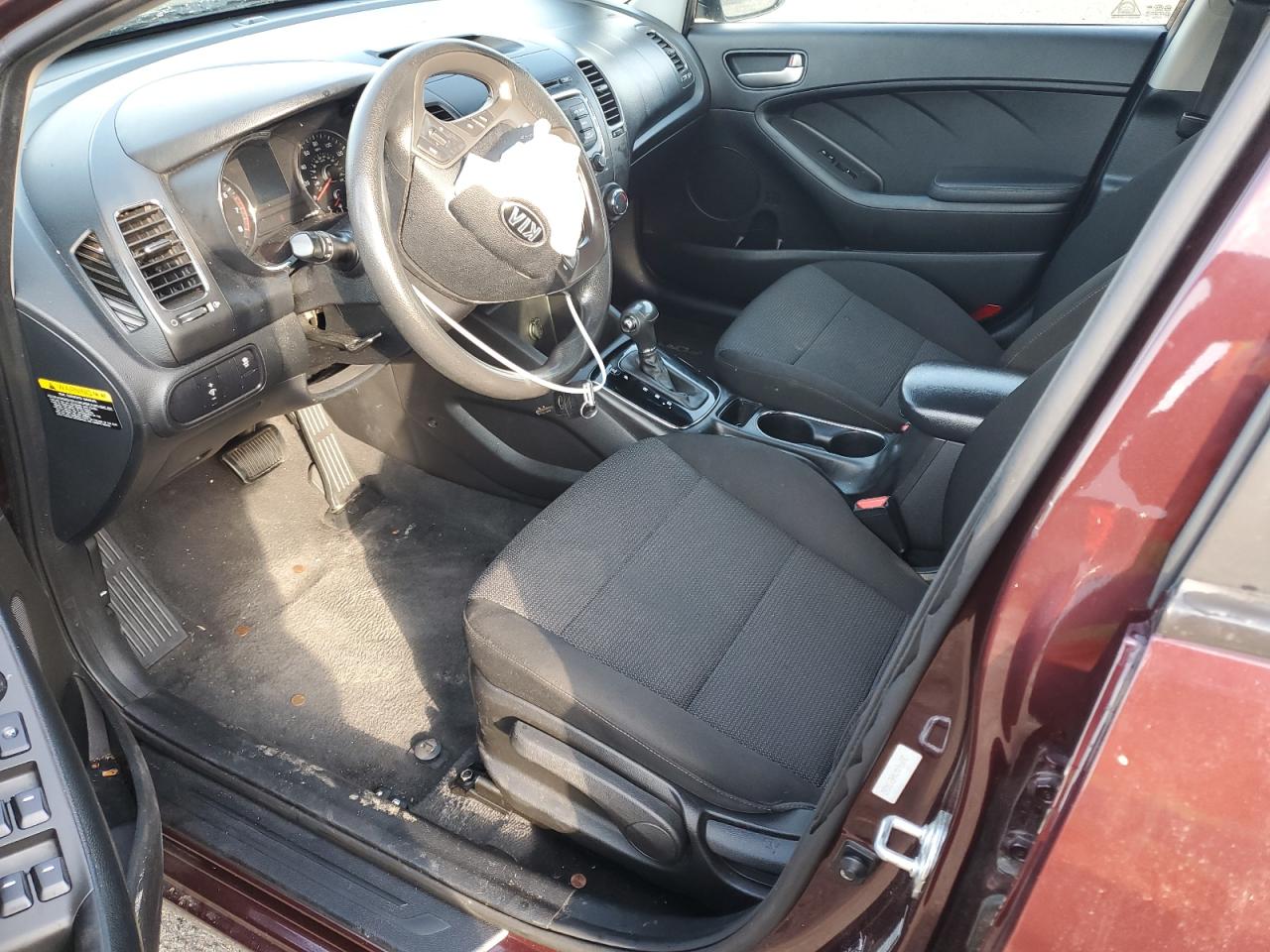 3KPFK4A74HE134262 2017 Kia Forte Lx